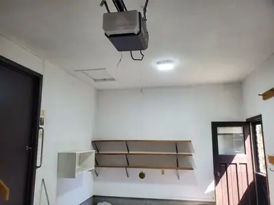 Garage interior painting and shelving — photo 3 of 4
